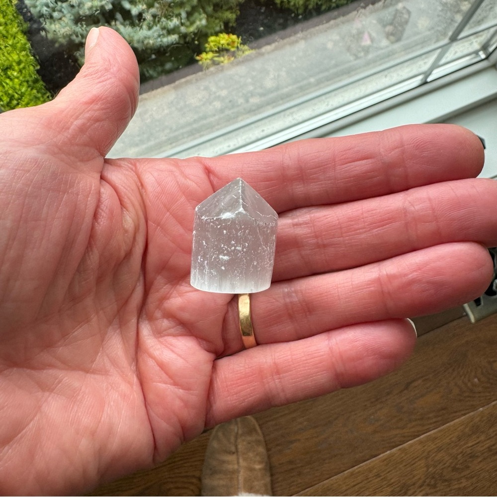 Selenite Mini Point Crystal - Picture 3 of 6